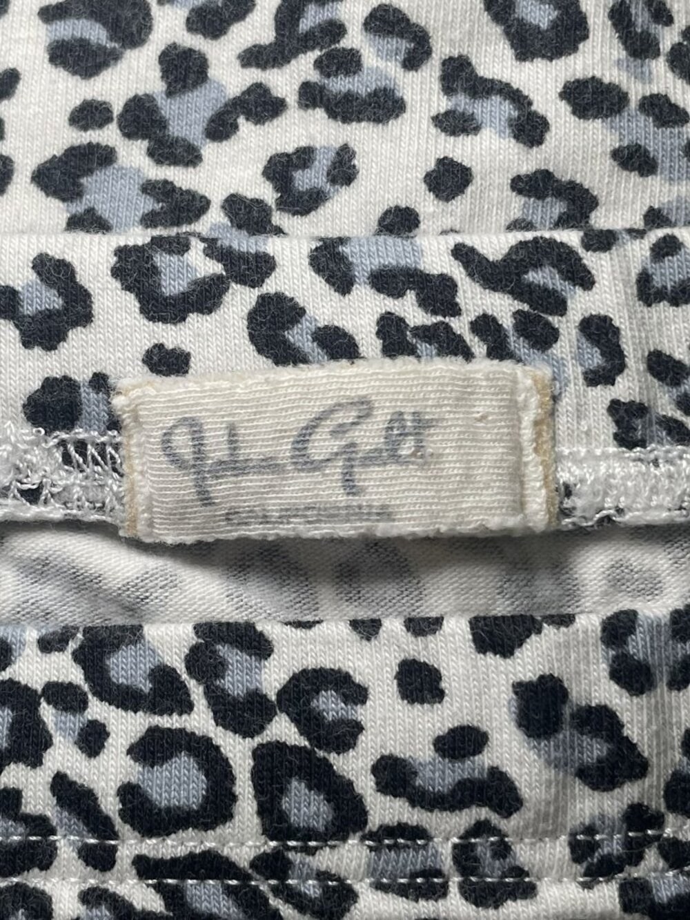 Y2K Leopard Print Ribbed Mini Shorts - Picture 2 of 4